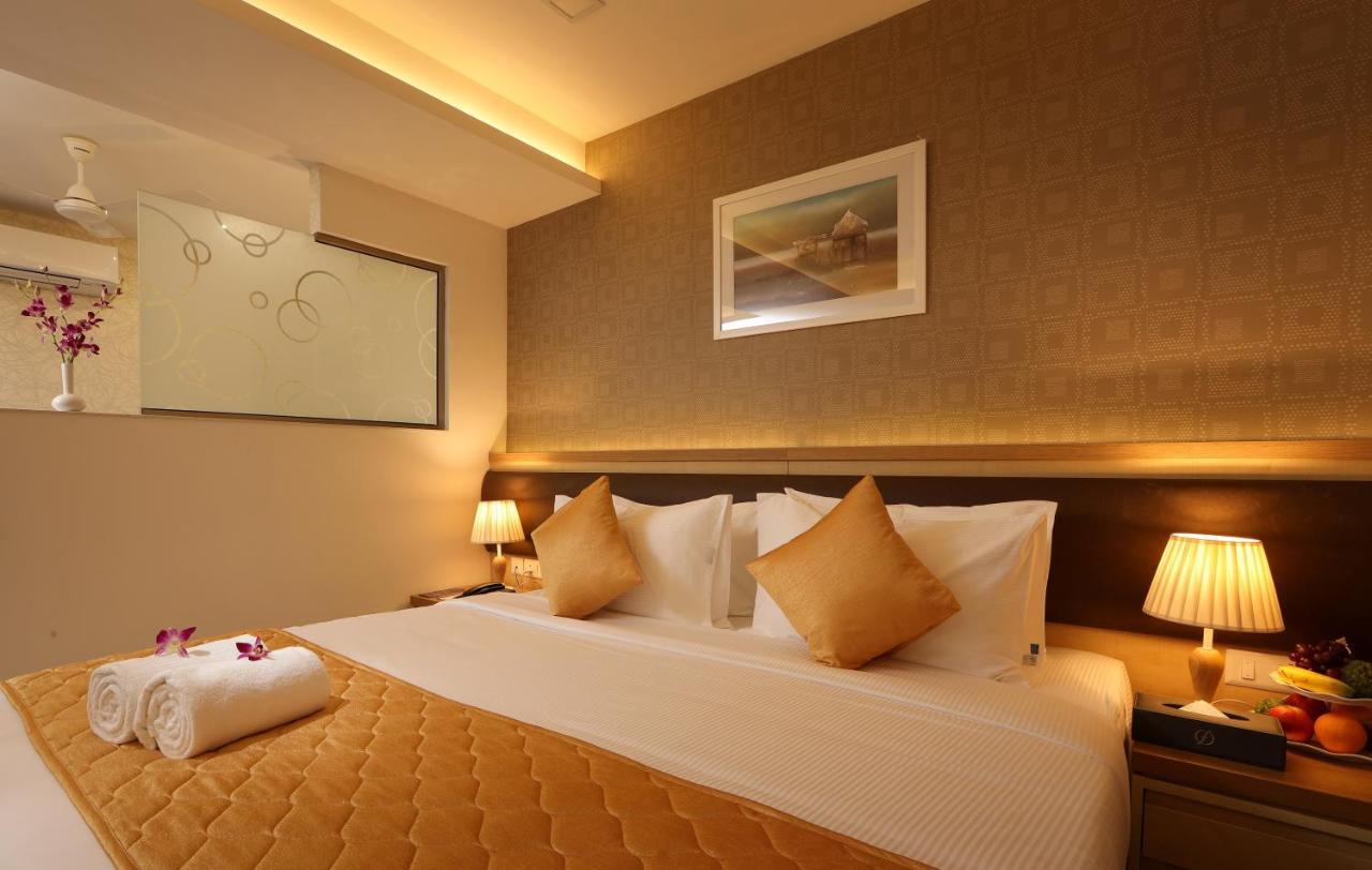 Flora Charishma Residency Aluva Hotel Kochi Exterior photo